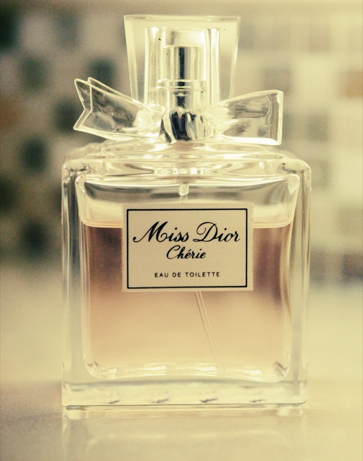 Miss Dior bottle